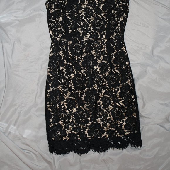 Black Lace Dress - Picture 3 of 3